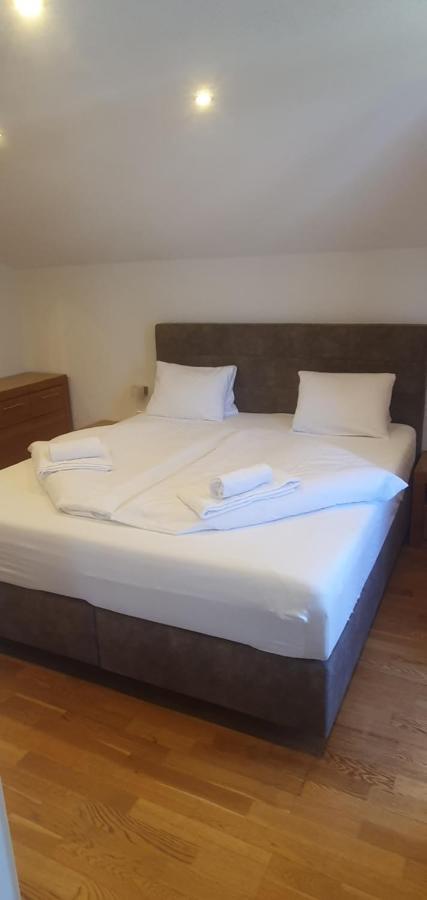 Apartment Hohe Tauern Пиезендорф Екстериор снимка
